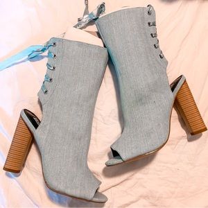 NWT Light Denim Laceup Peeptoe Booties